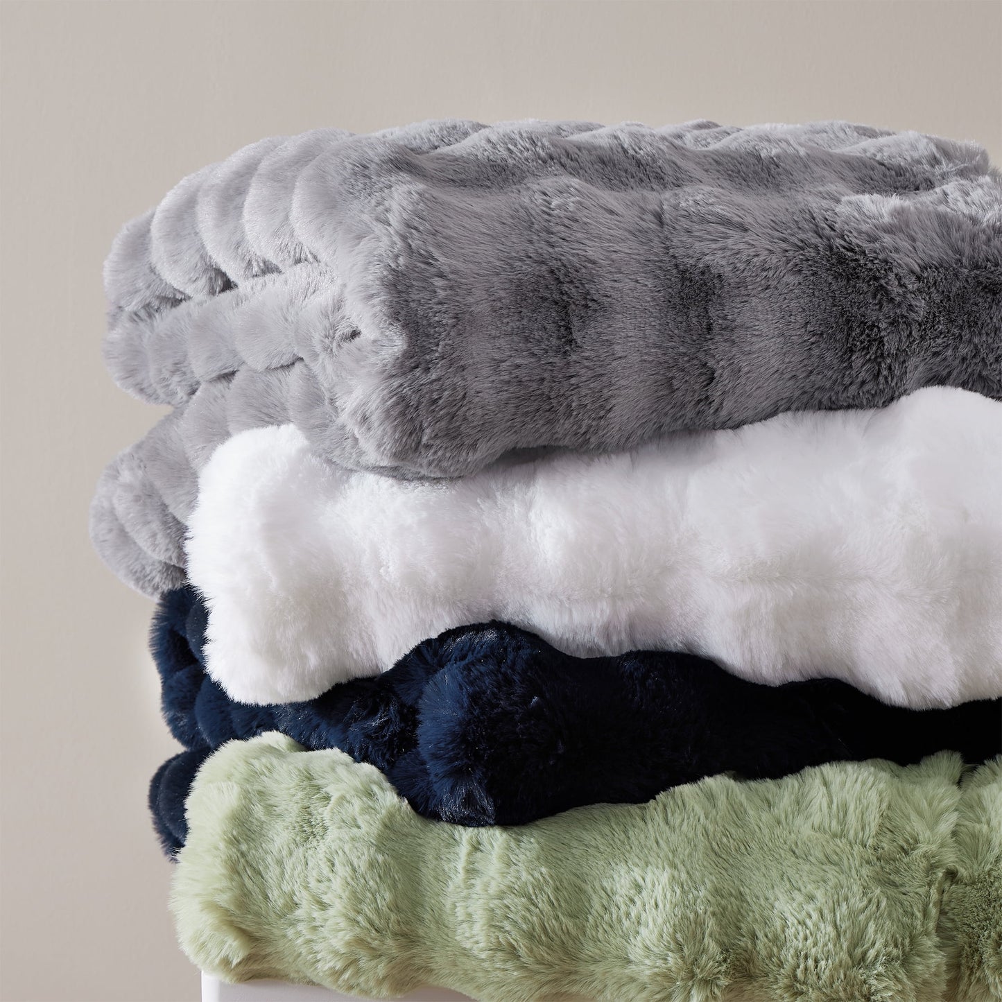 Throw Blanket for Couch Bed Fleece Flush Faux Fur Throw Blanket Back to School Room Decoration Gift 50" X 60"